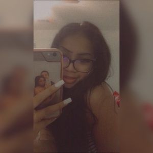 Meet your Posher, Sky